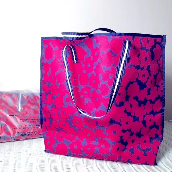 Estee Lauder Handbags - NWT 2 Estee Lauder floral hot pink and navy lined Ex lg washable totes